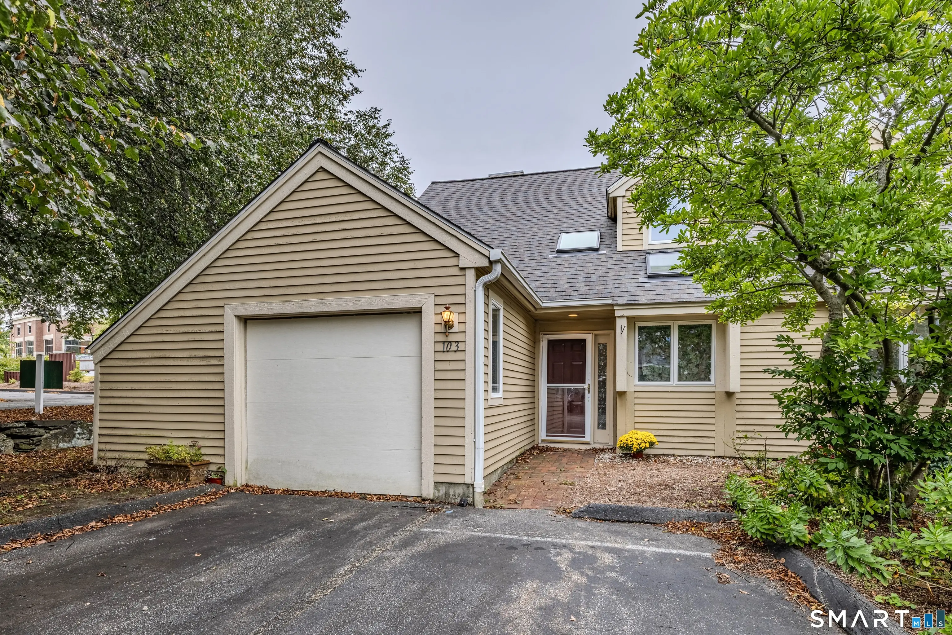 103 Courtyard Lane 103, Mansfield