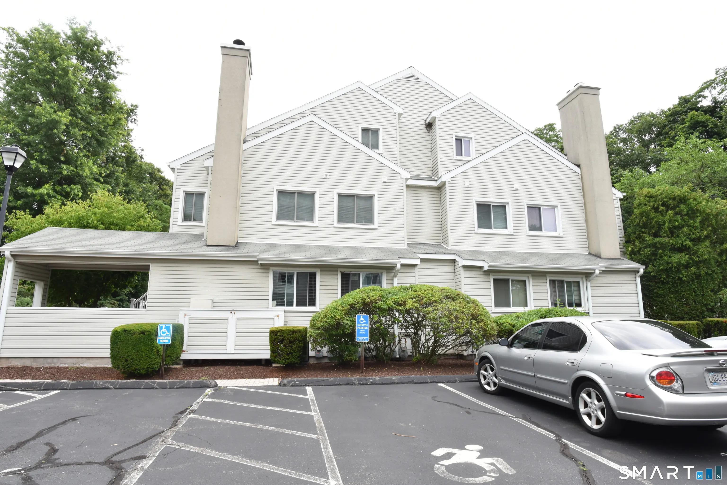 510 East Main Street 221, Stratford