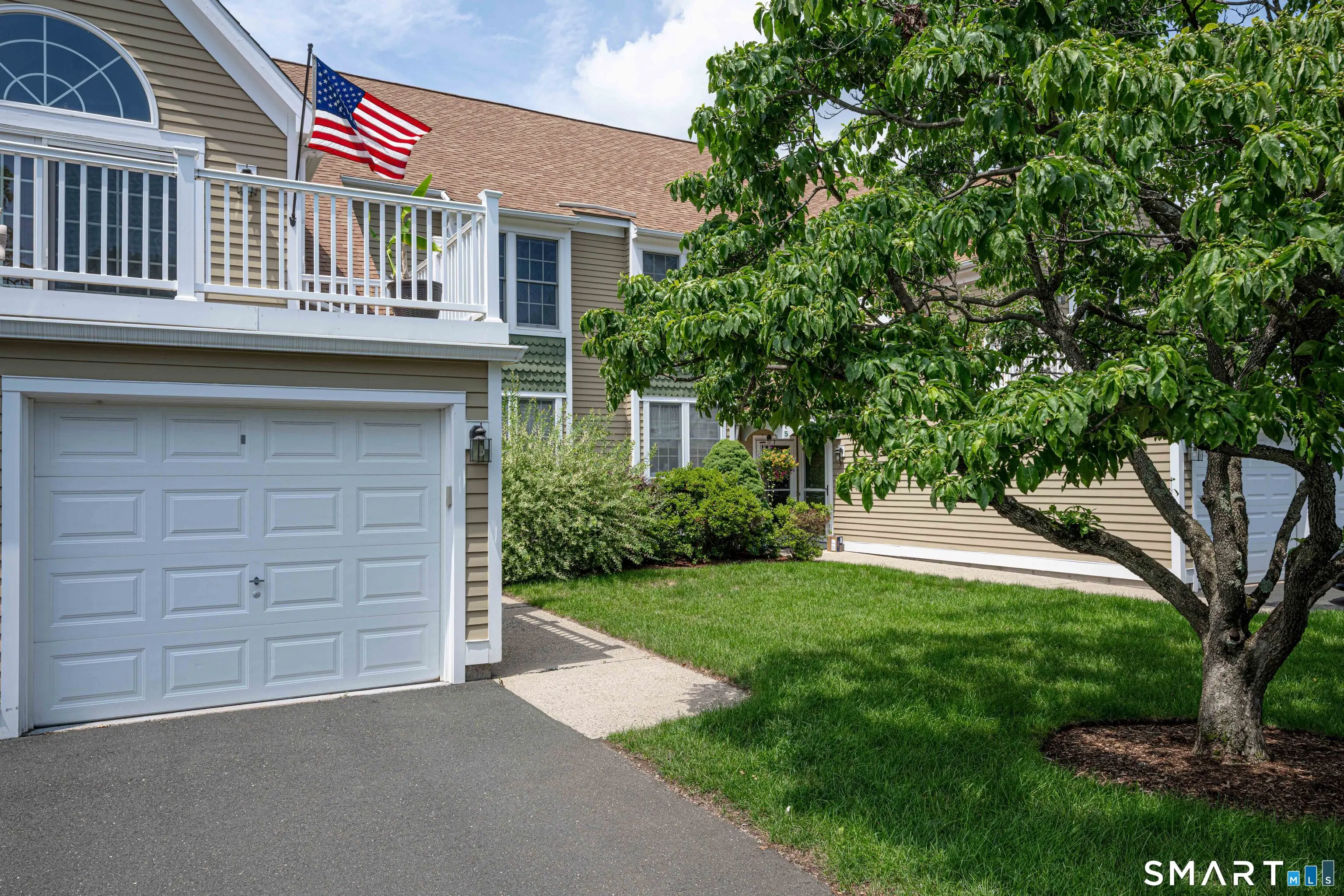 600 Washington Avenue F4, North Haven