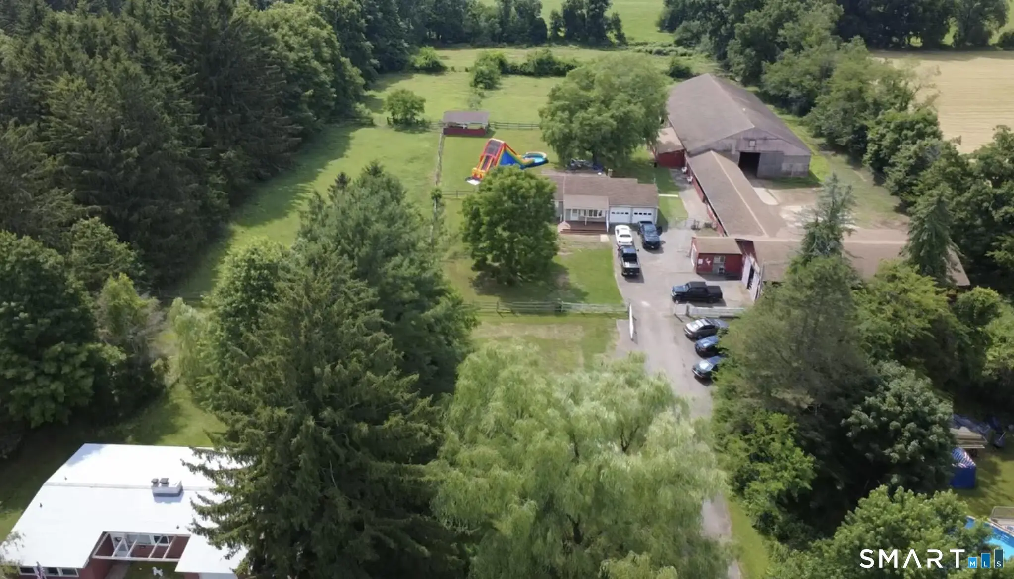 995 North Farms Road, Wallingford