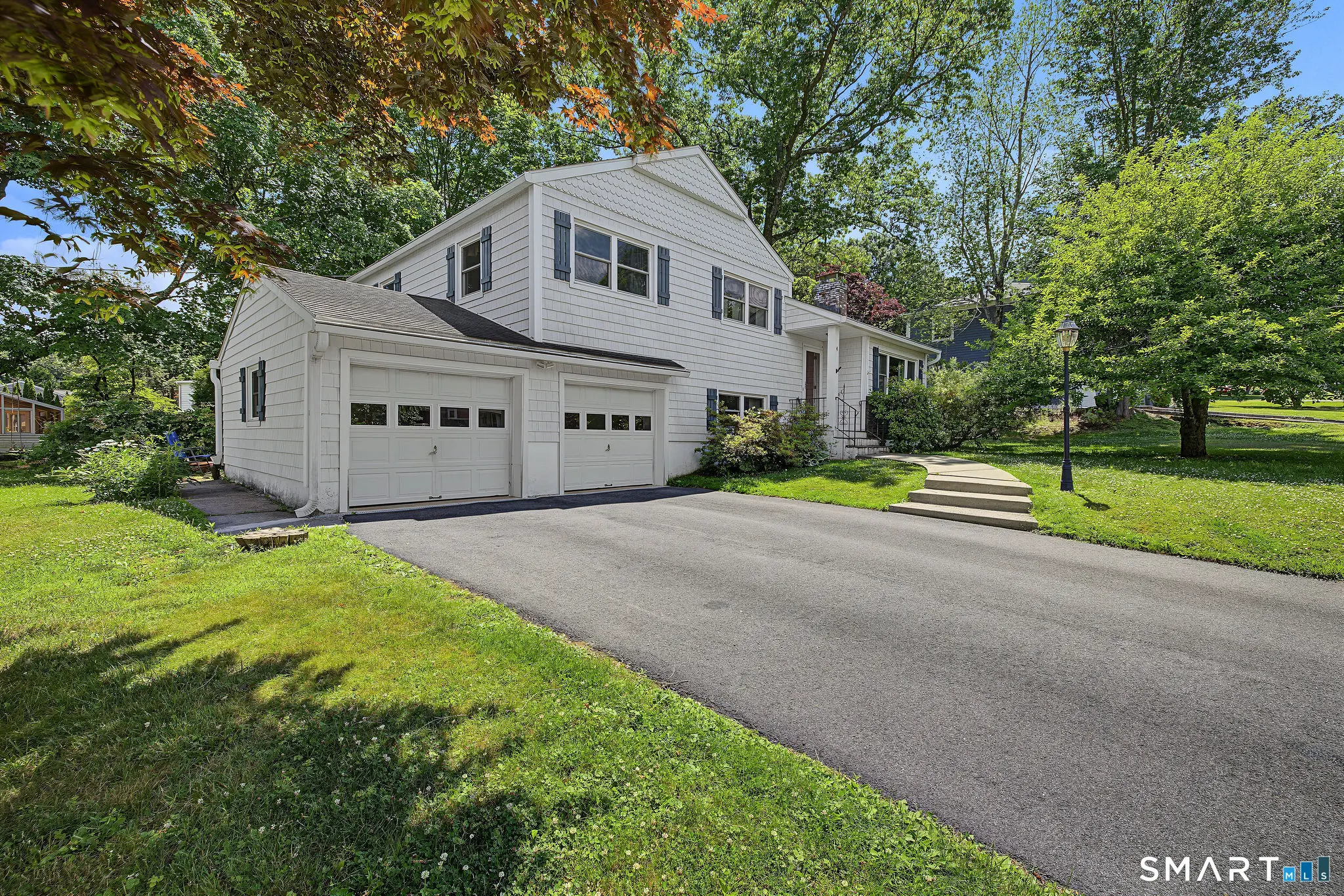 4 Ezra Road, Danbury