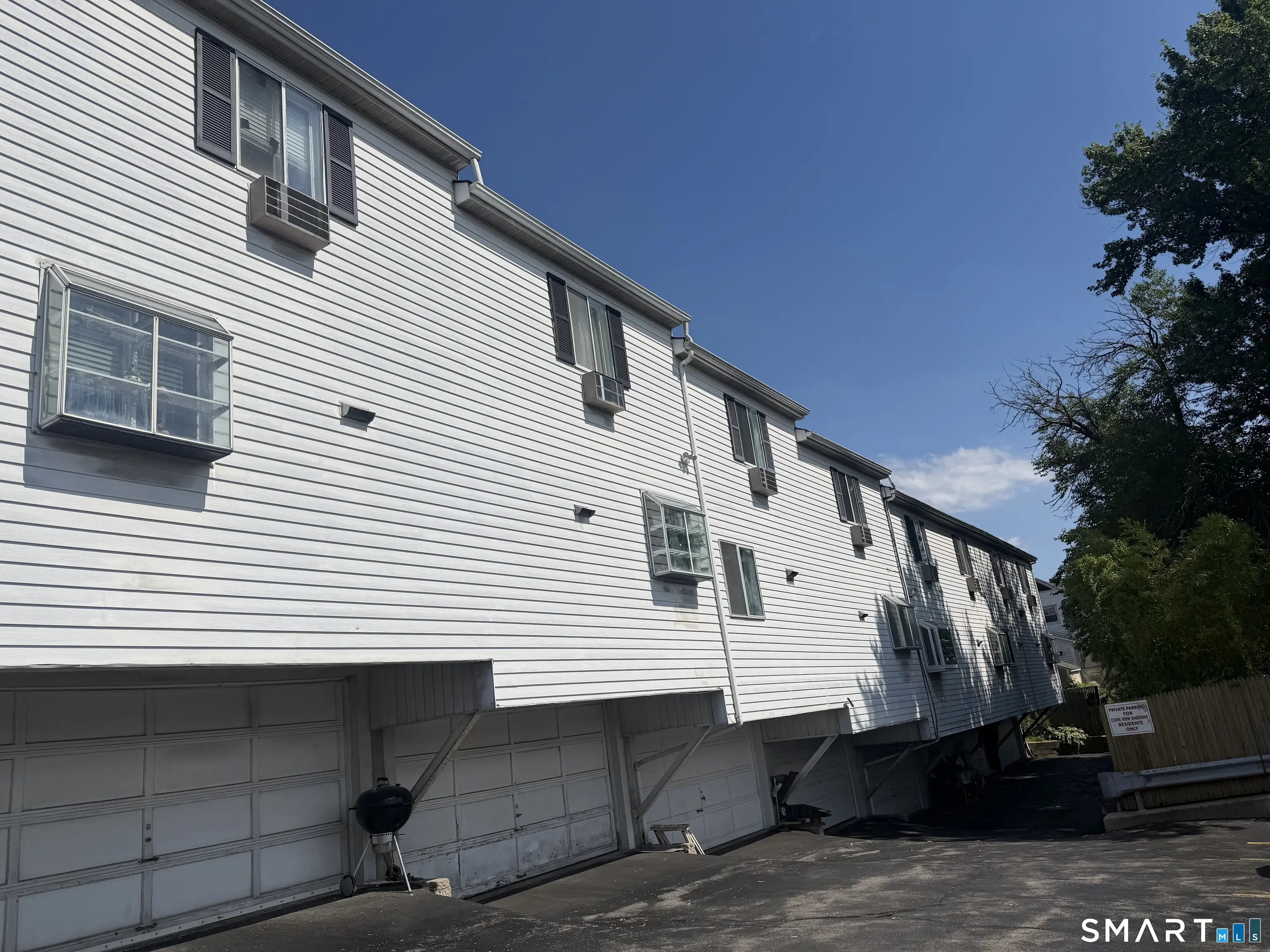 463 Cove Road 6, Stamford