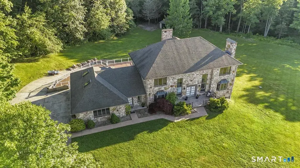 49 Partridge Lane, Middletown