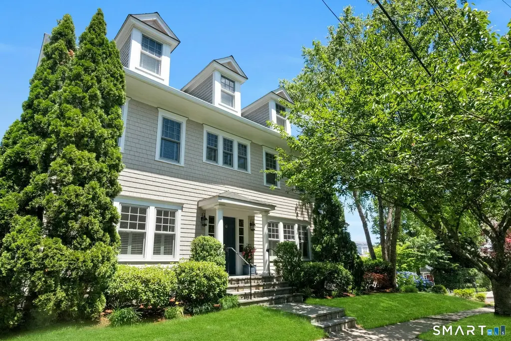 52 Chesterfield Road, Stamford