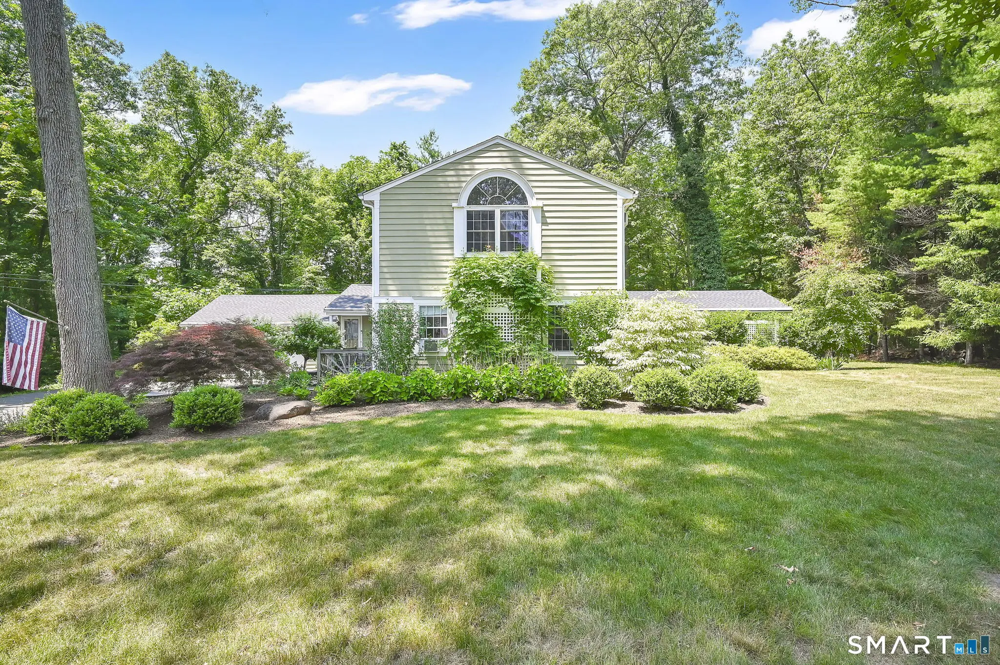 36 Woodside Circle, Simsbury