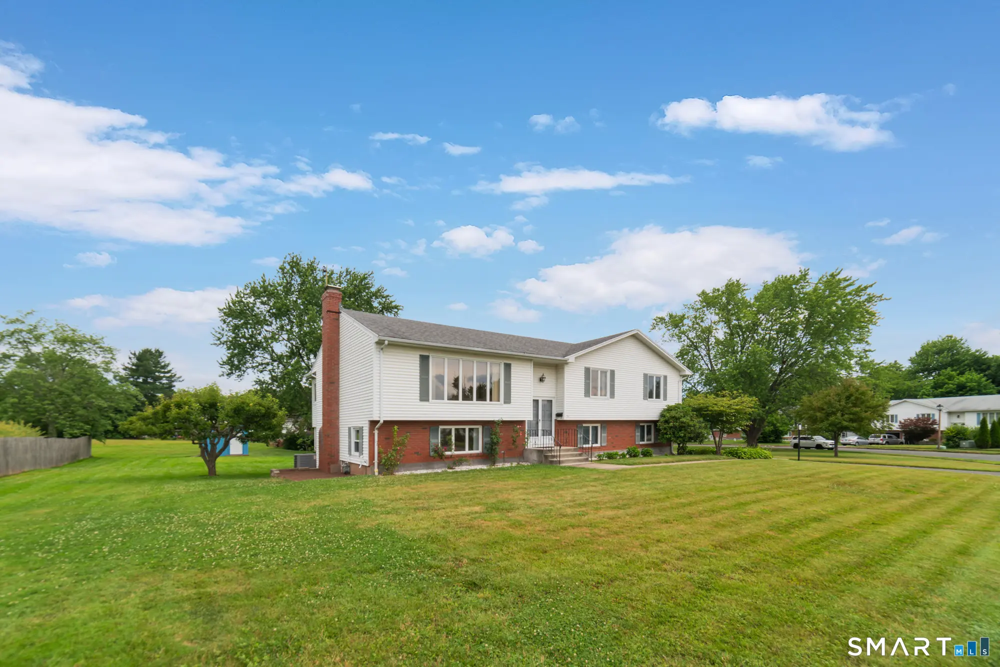36 Cross Hill Road, Wethersfield