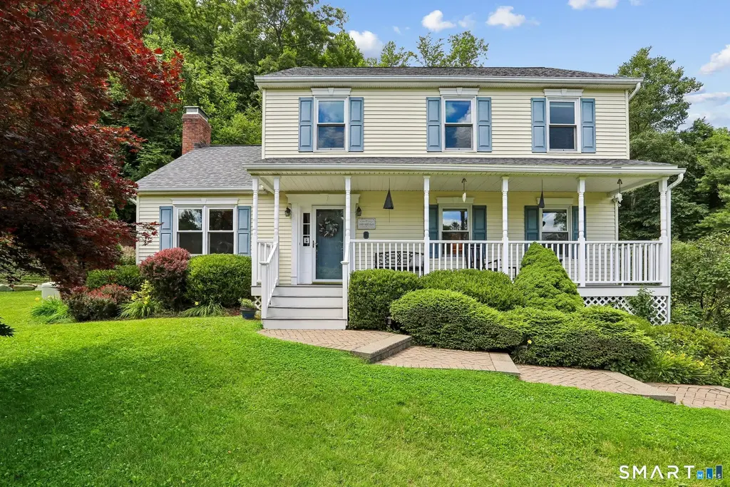 6 Mcnulty Drive, New Milford
