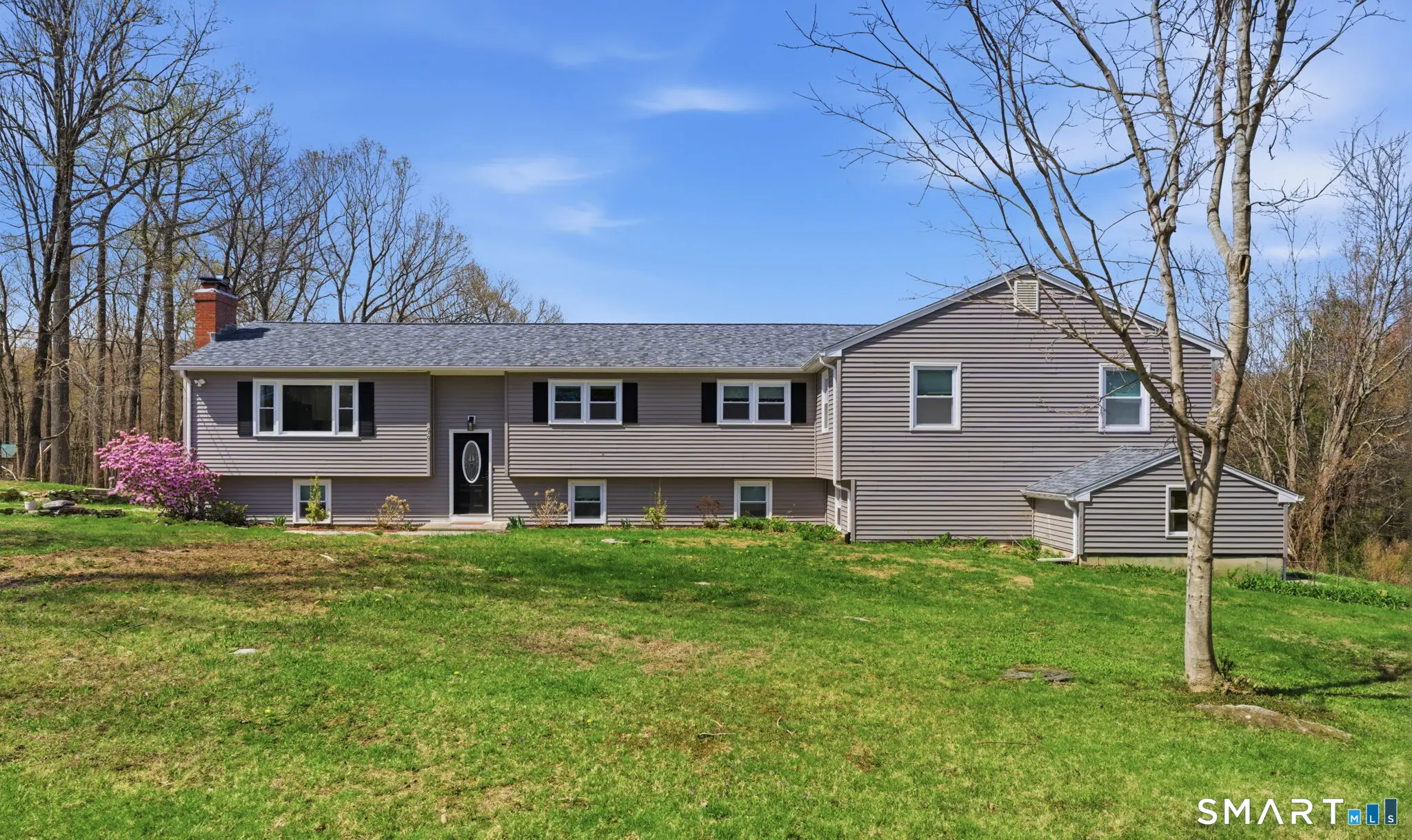 99 West Chippen Hill Road, Burlington
