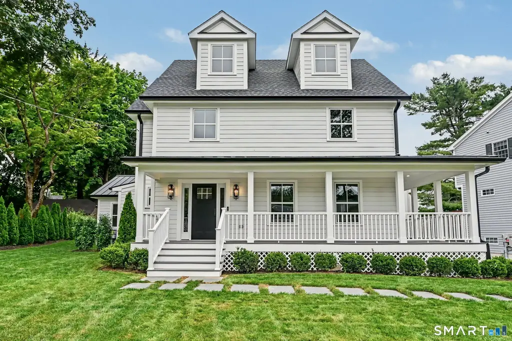 4 Sachem Lane, Greenwich