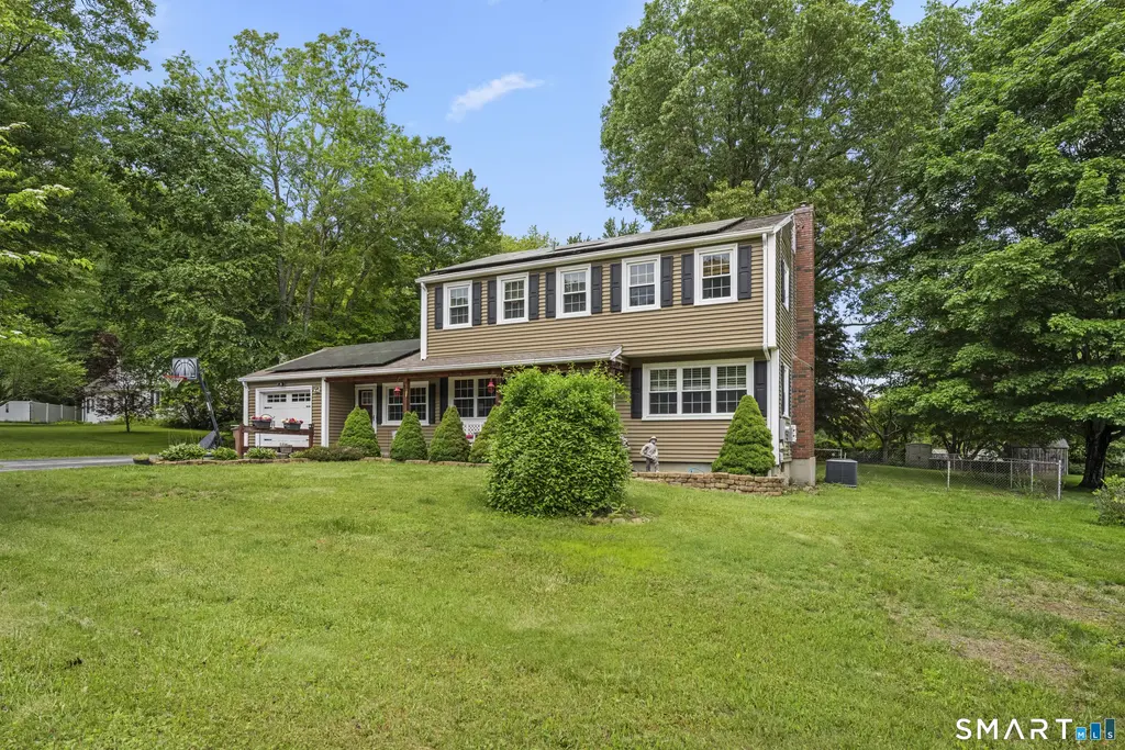 9 Monticello Drive, East Lyme