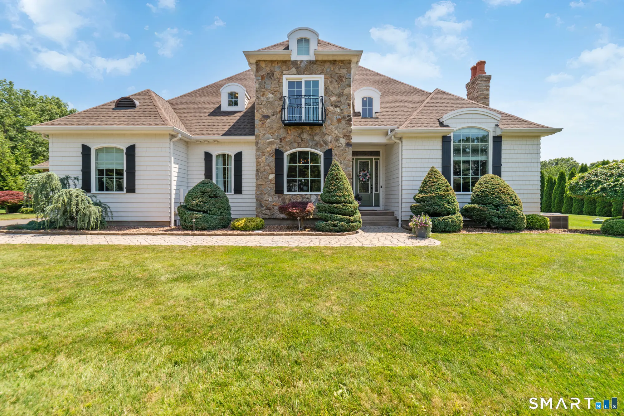 269 West Pines Drive, Southington
