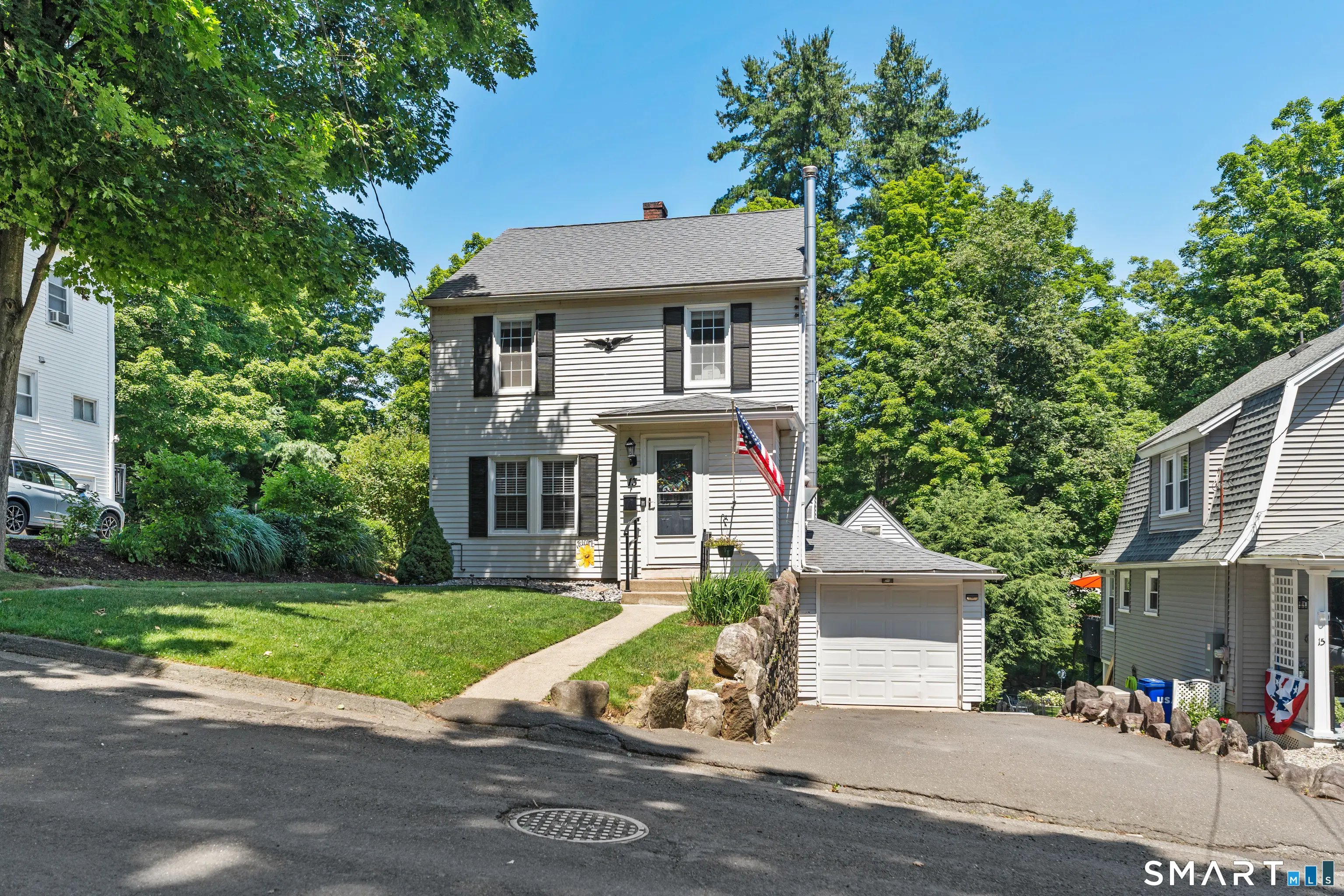 13 Roberts Avenue, Watertown