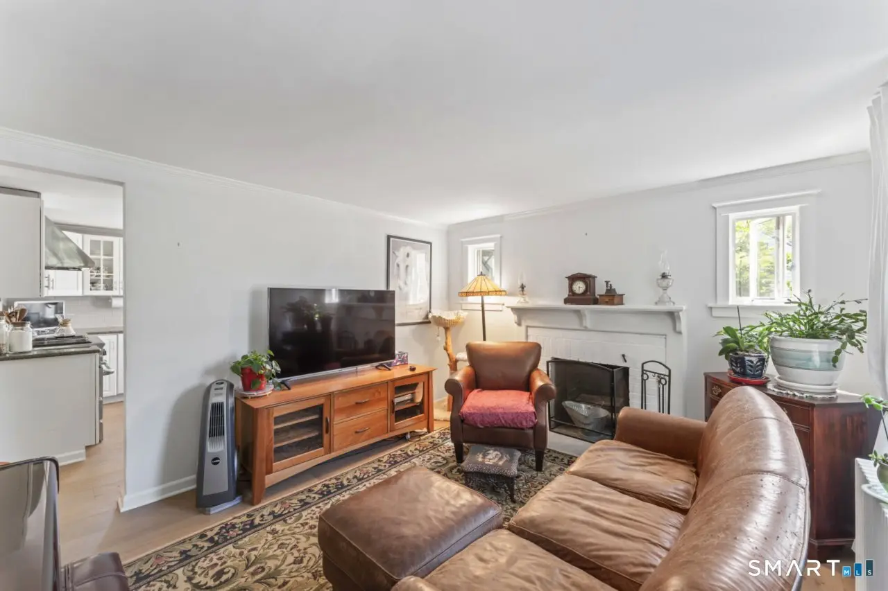 37 Cedar Crest Place, Norwalk