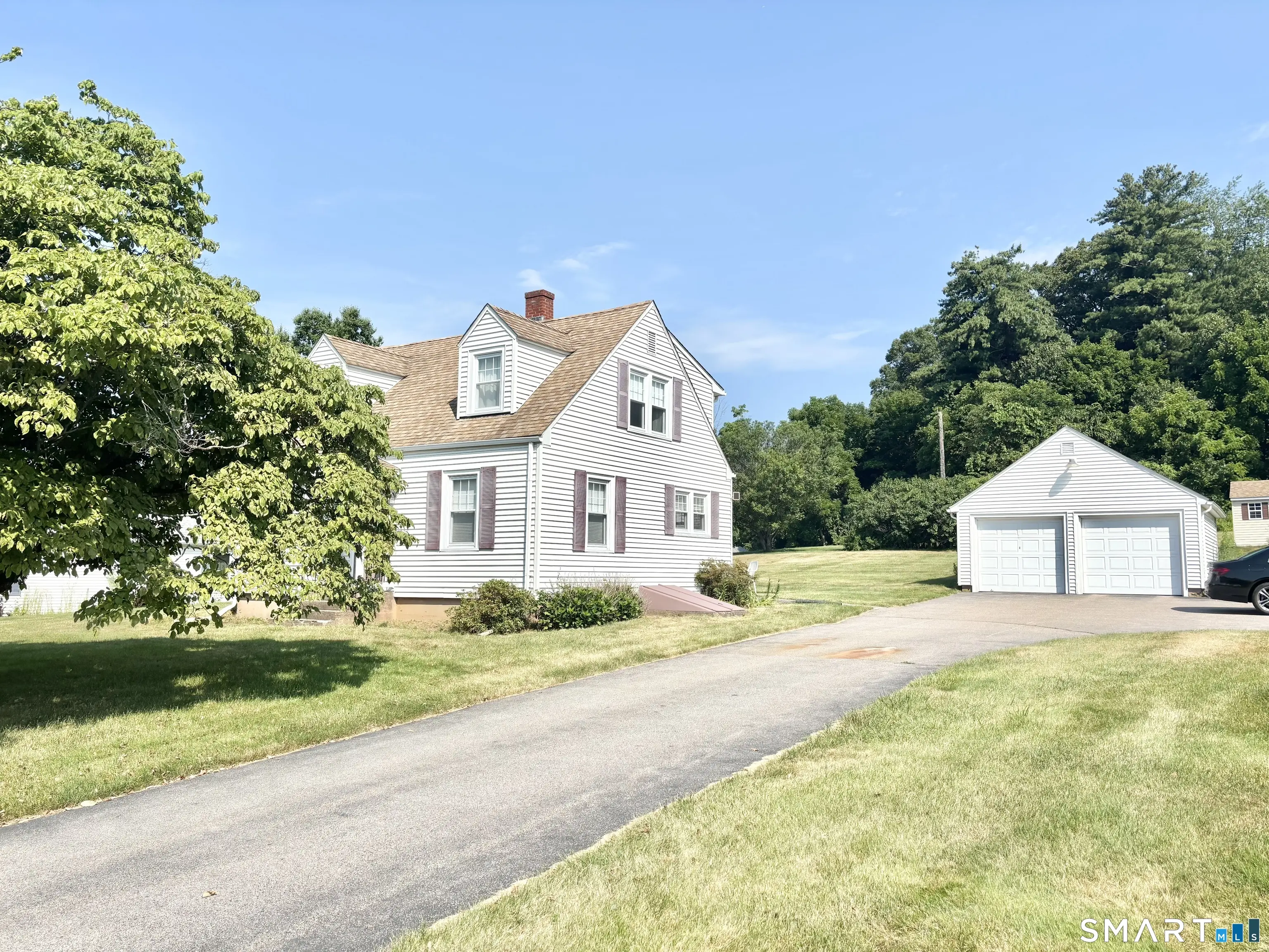 1693 Tolland Turnpike, Manchester