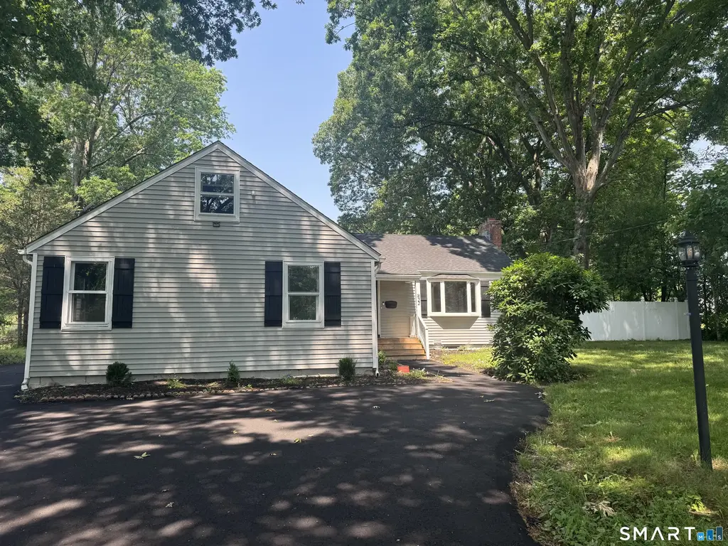 822 Slater Road, New Britain