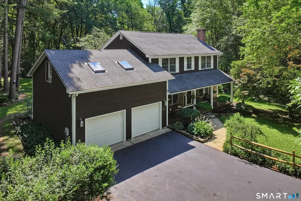 373 Chase Road, Thompson