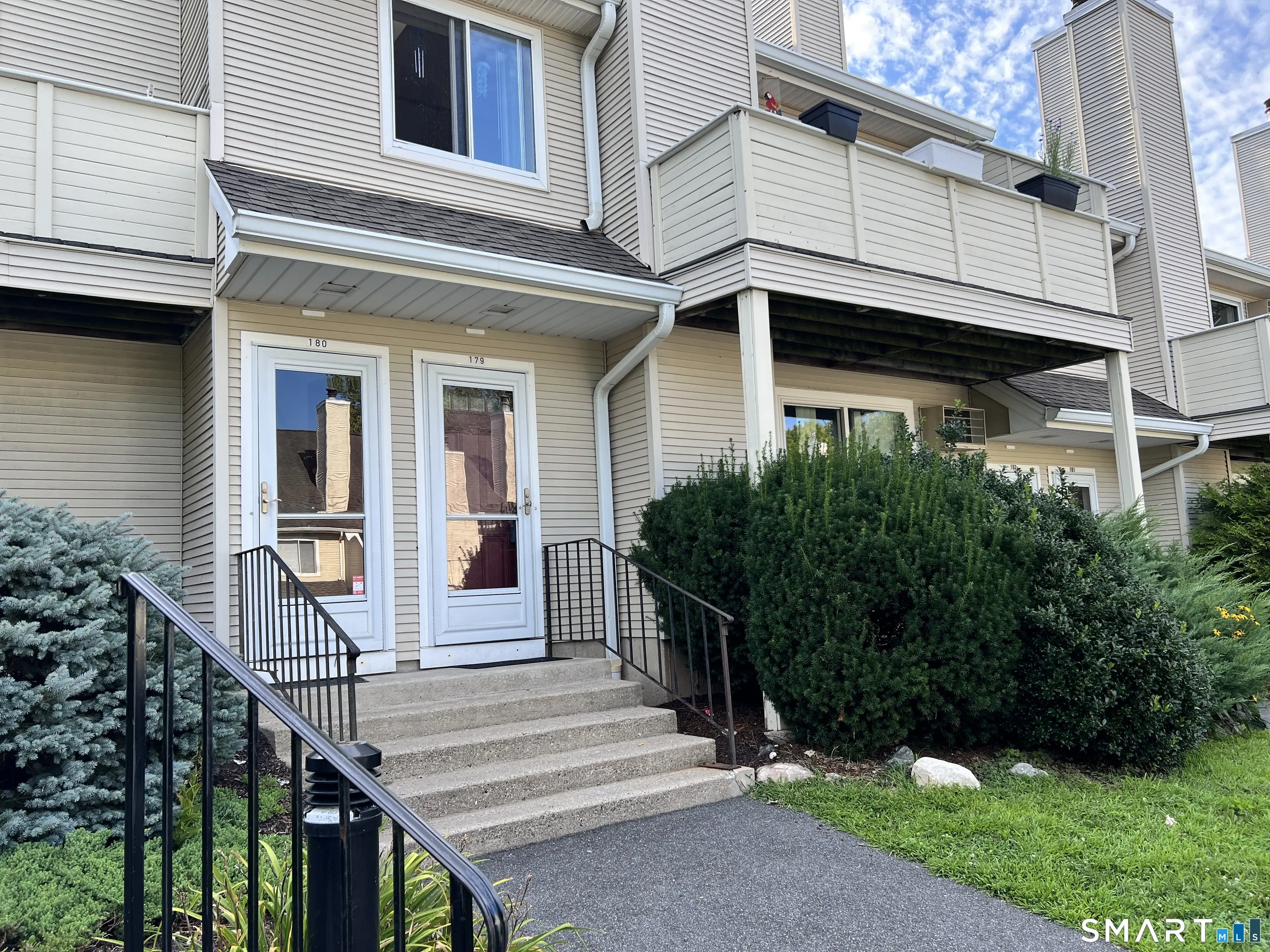 179 Willow Springs 179, New Milford