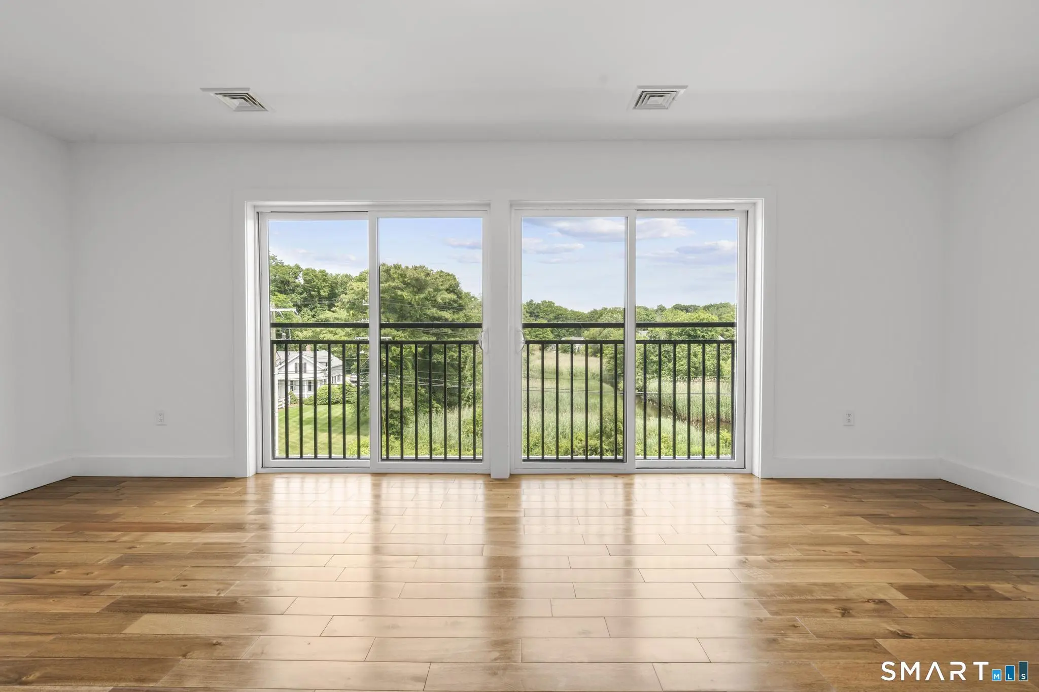 245 East Main Street 10, Branford