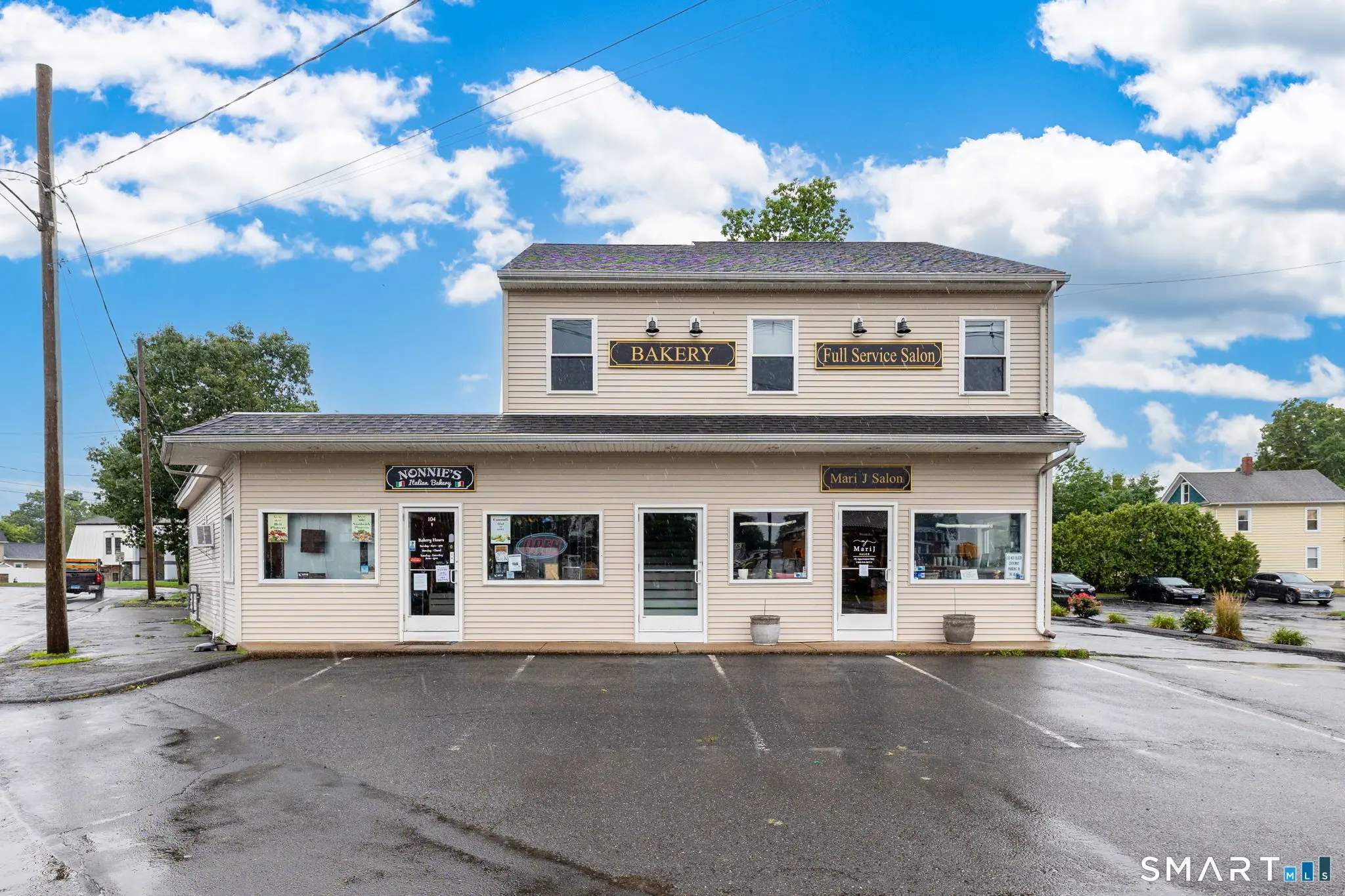 104 East Main Street, Plainville