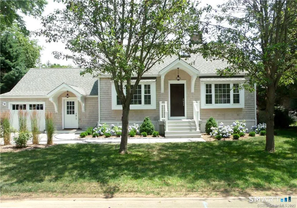 8 Lawson Drive, Madison