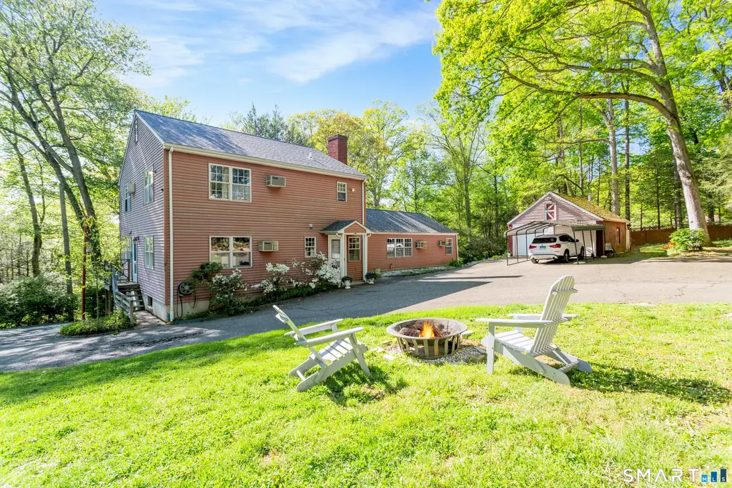 829 Scofieldtown Road, Stamford
