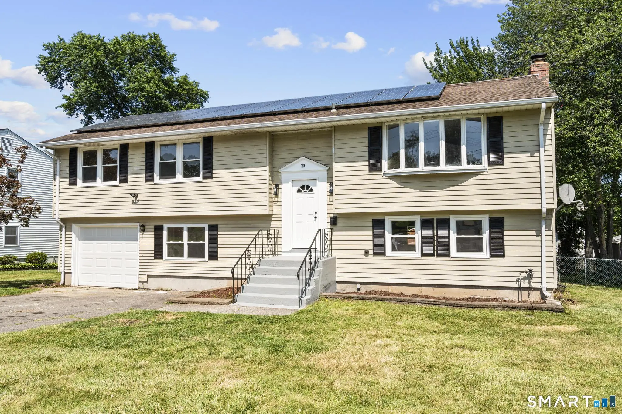 70 Ridge Crest Circle, Wethersfield