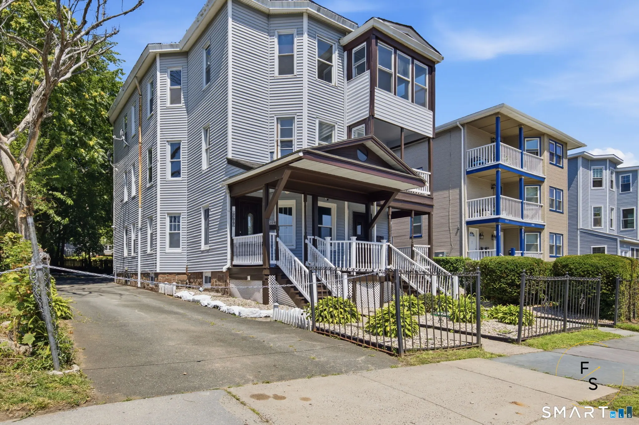 2309 Main Street, Hartford