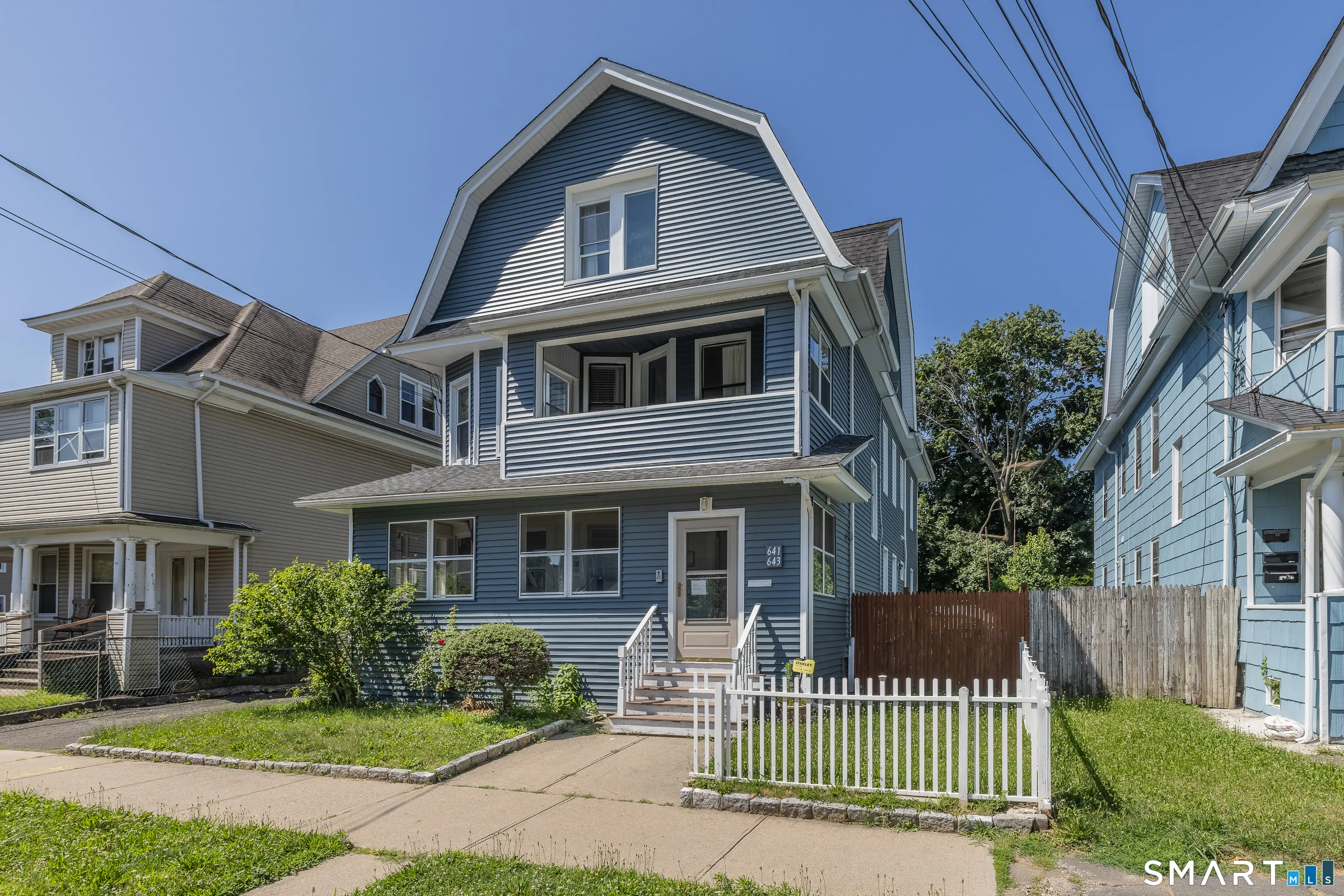 639 Laurel Avenue, Bridgeport
