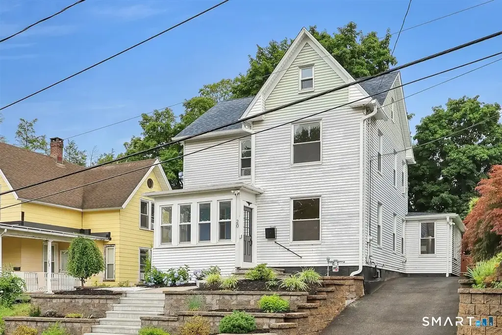 20 Fourth Street, Meriden