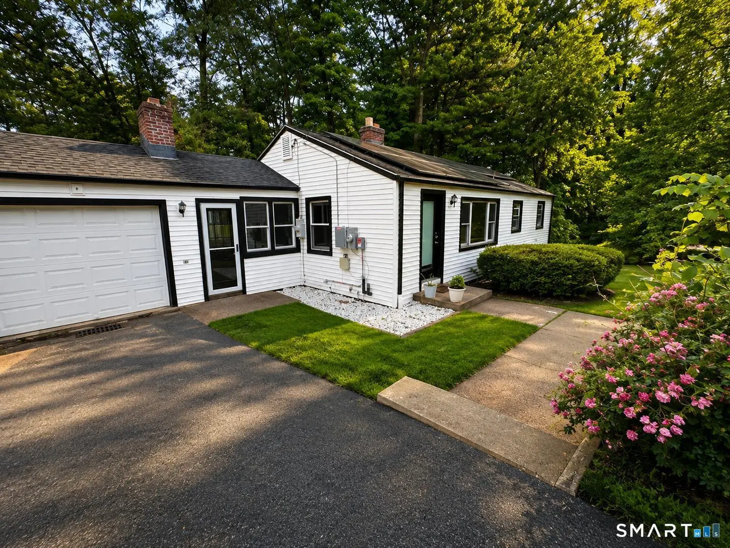 29 Barry Lane, Simsbury