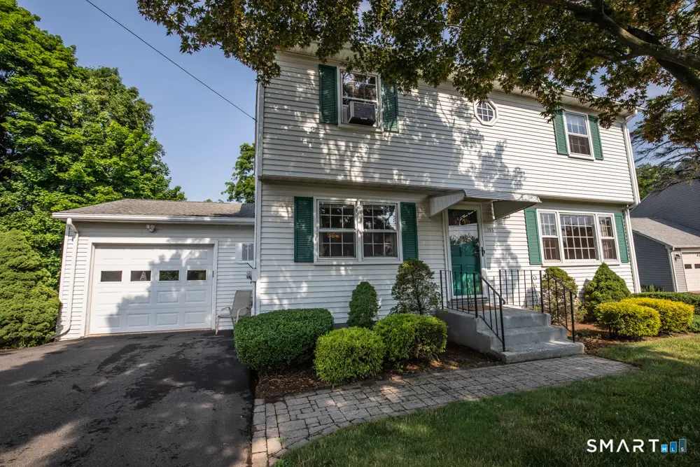 153 Fiesta Heights, Meriden