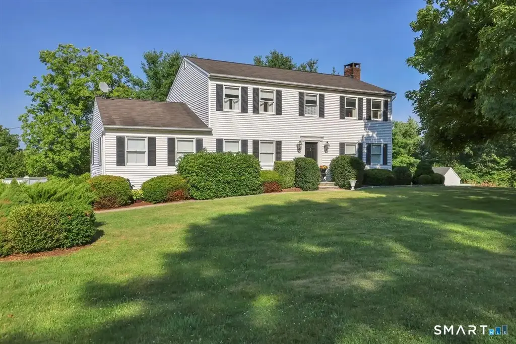 1 East Gate Road, Danbury
