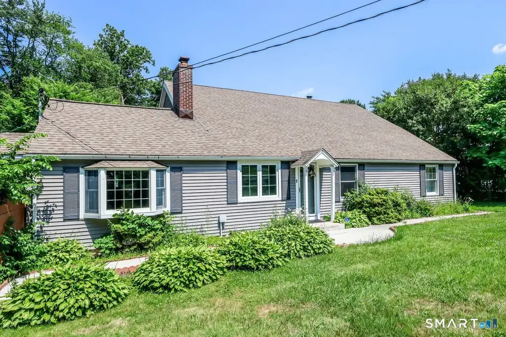 207 Stadley Rough Road, Danbury