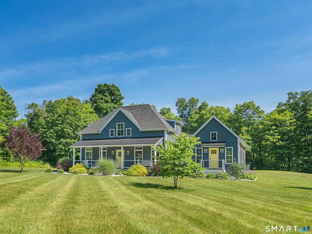 217 Hinman Road, Watertown