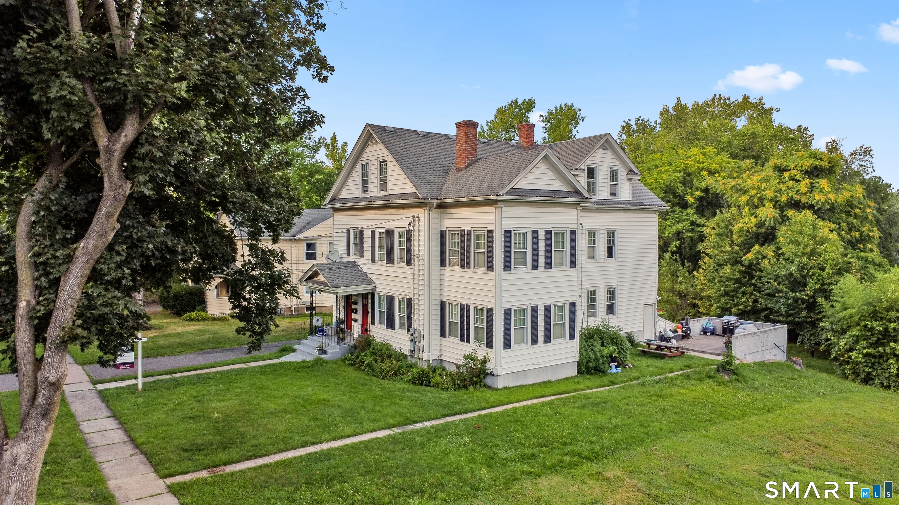 480-482 Hartford Avenue, Wethersfield