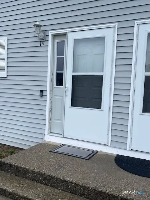 1742 Route 12 1g, Ledyard