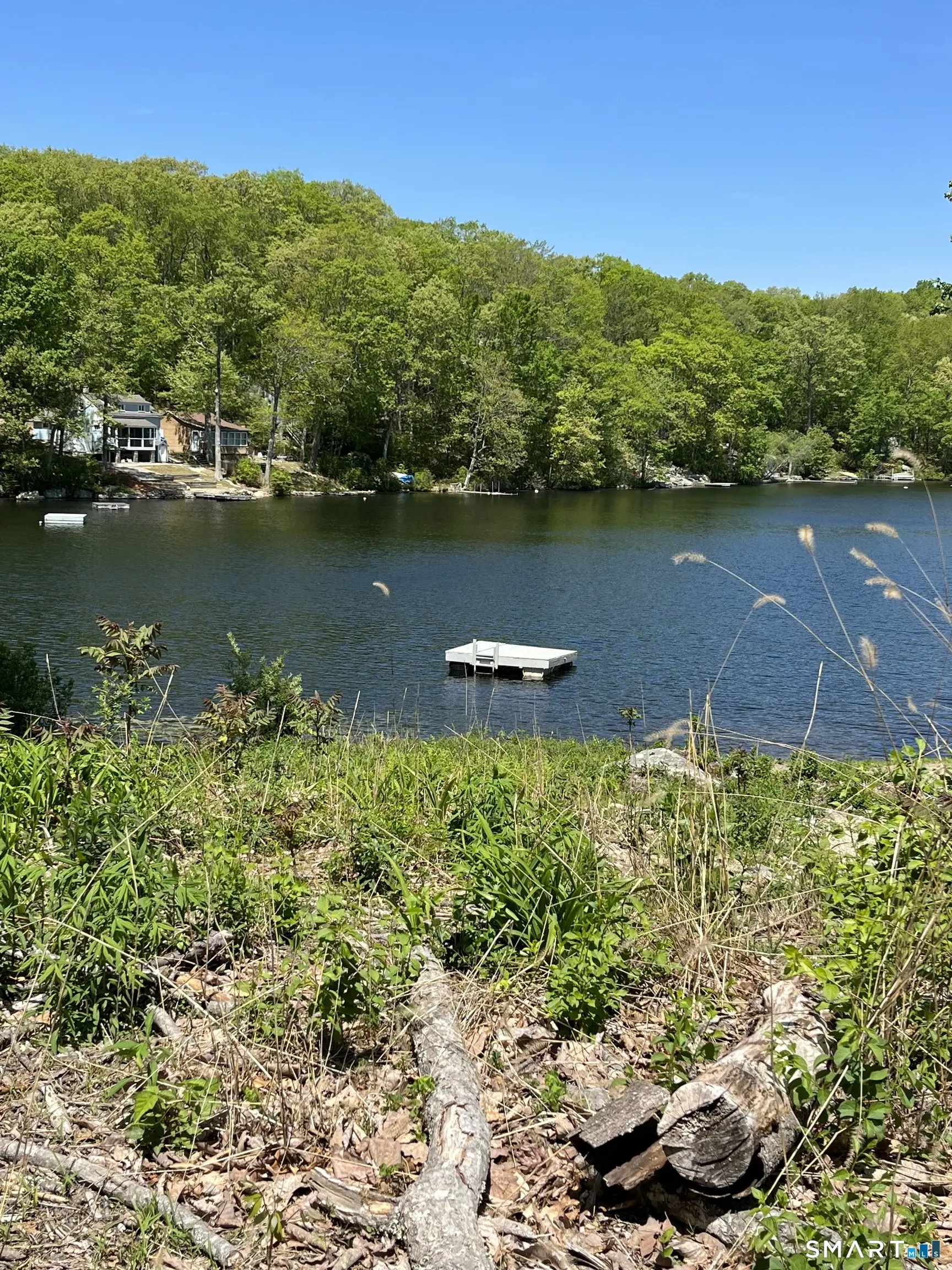 93 Island Road, North Stonington