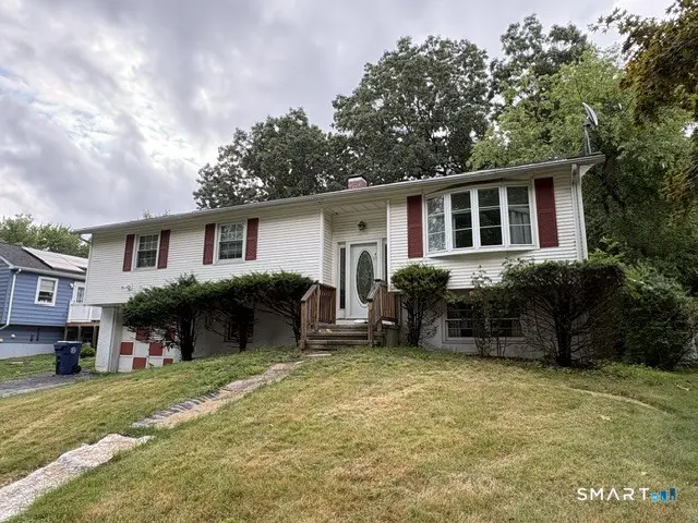 249 Malcolm Road, West Haven