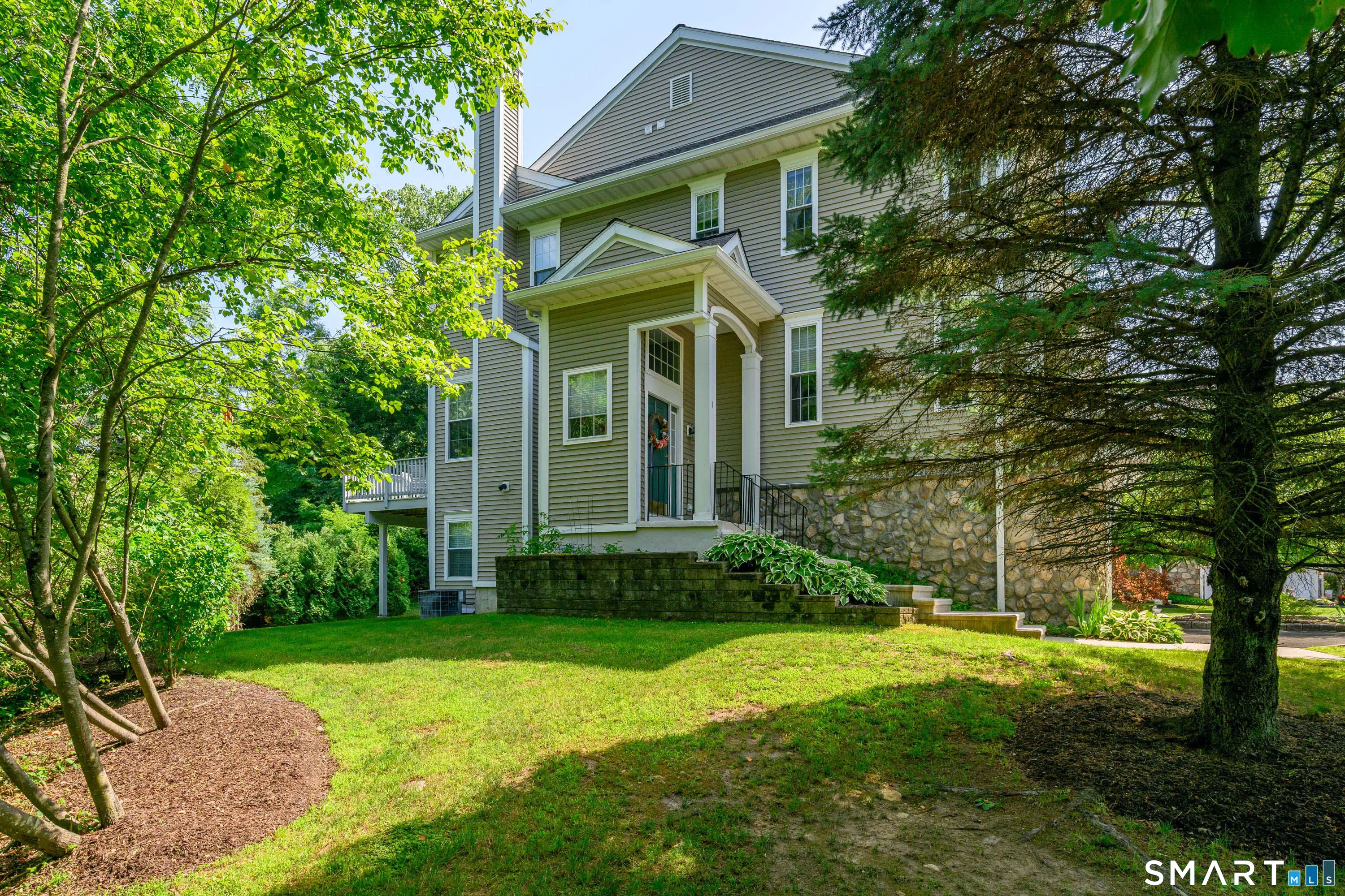 1 Cambridge Drive 1, Danbury