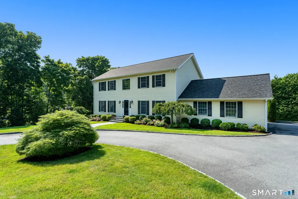 63 Garibaldi Lane, New Canaan