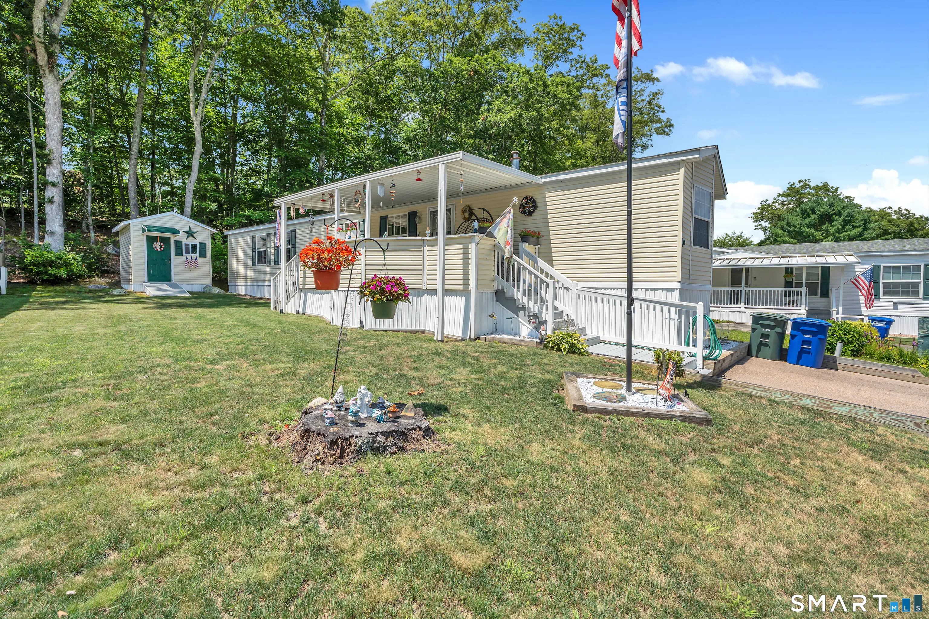 63 Circle Drive, Stonington