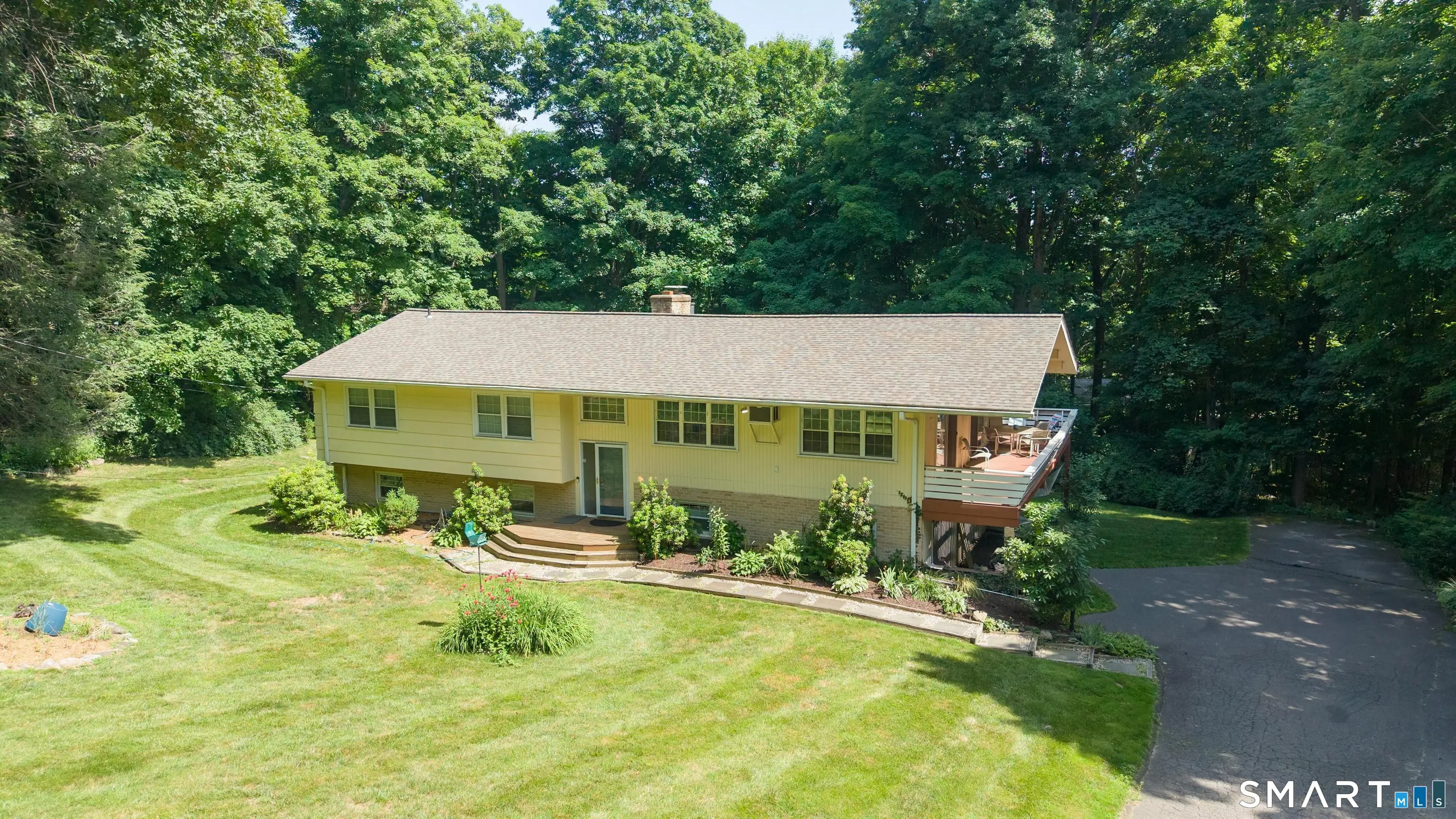 3 Birchcrest Drive, Danbury
