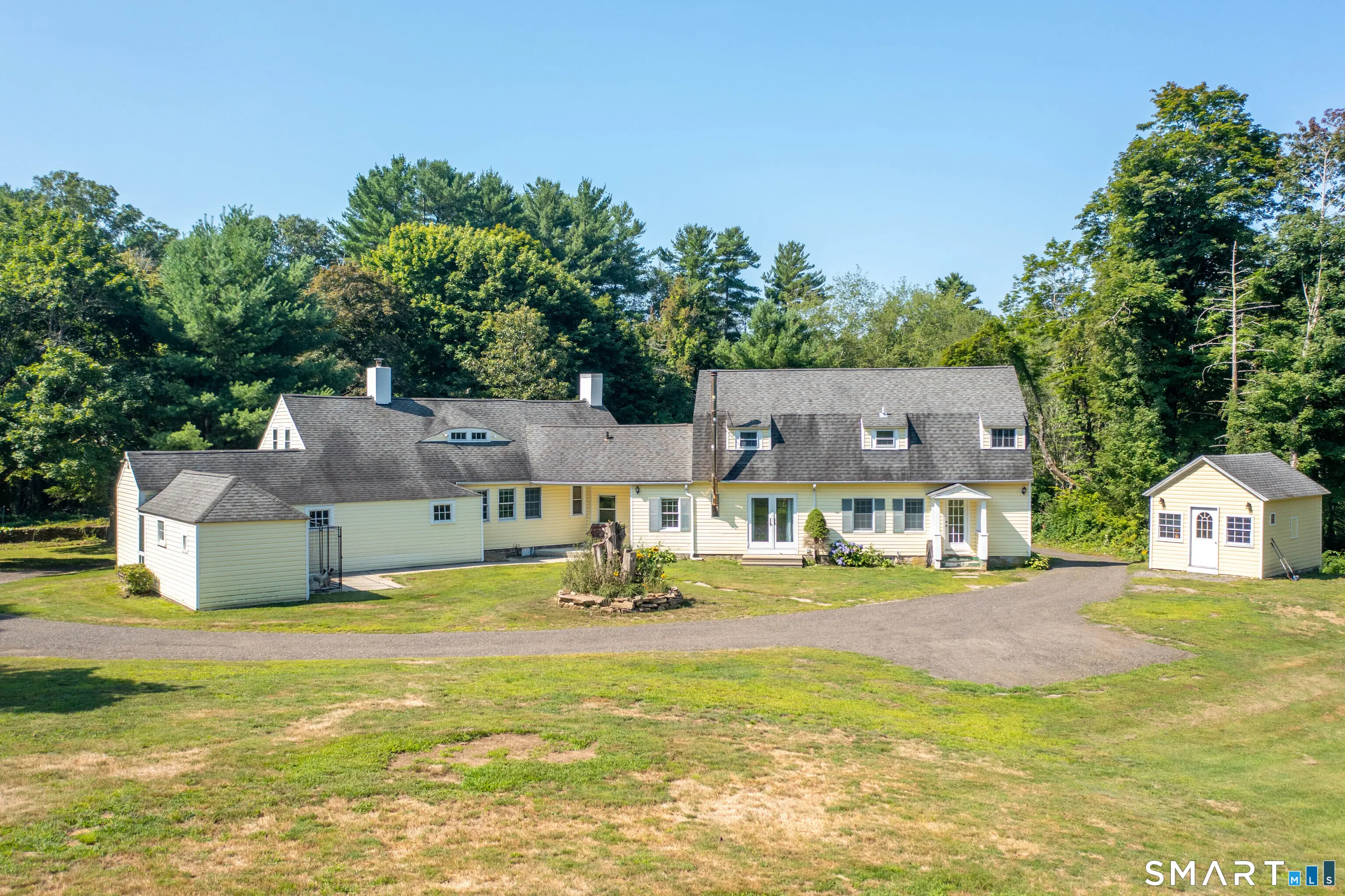 1530 Hartford Pike, Killingly