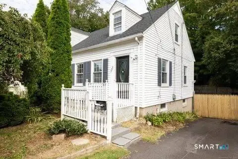353 Circular Avenue, Waterbury