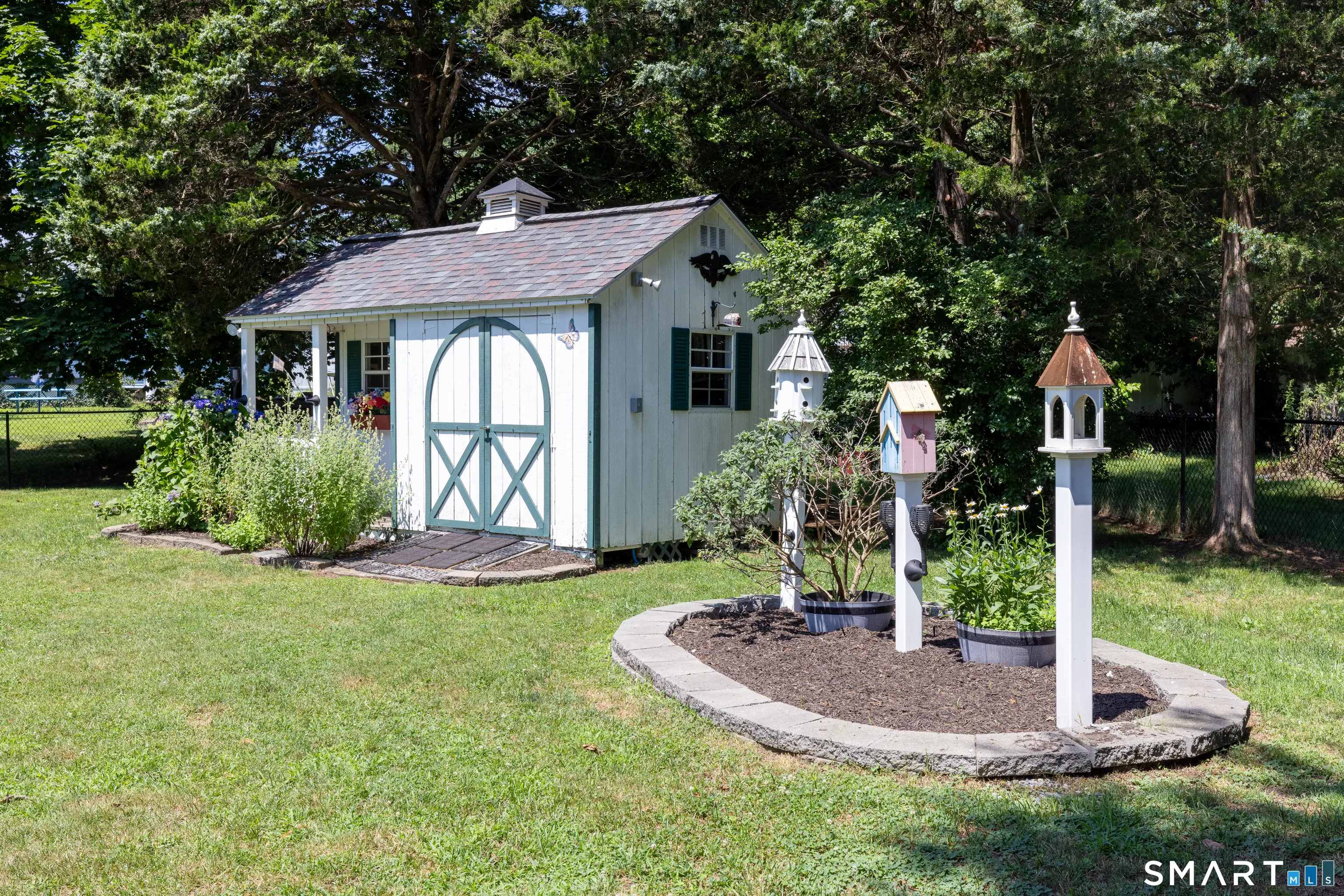 9 Whitewood Road, Clinton