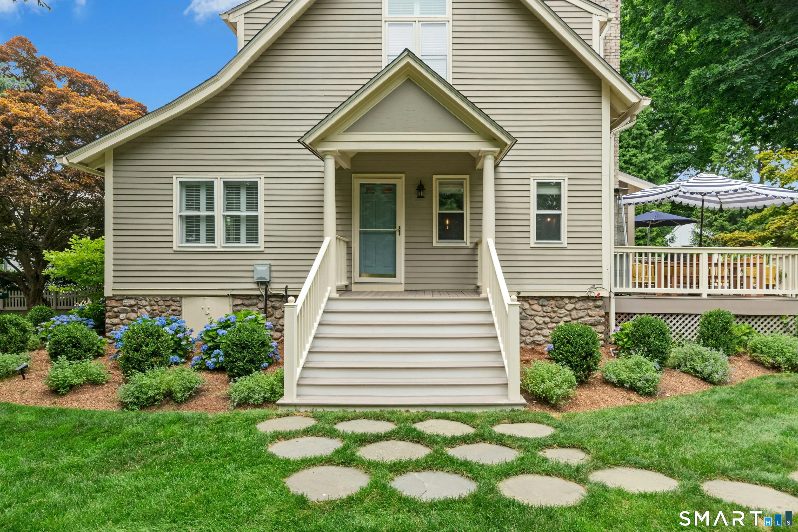 139 Holmes Avenue, Darien
