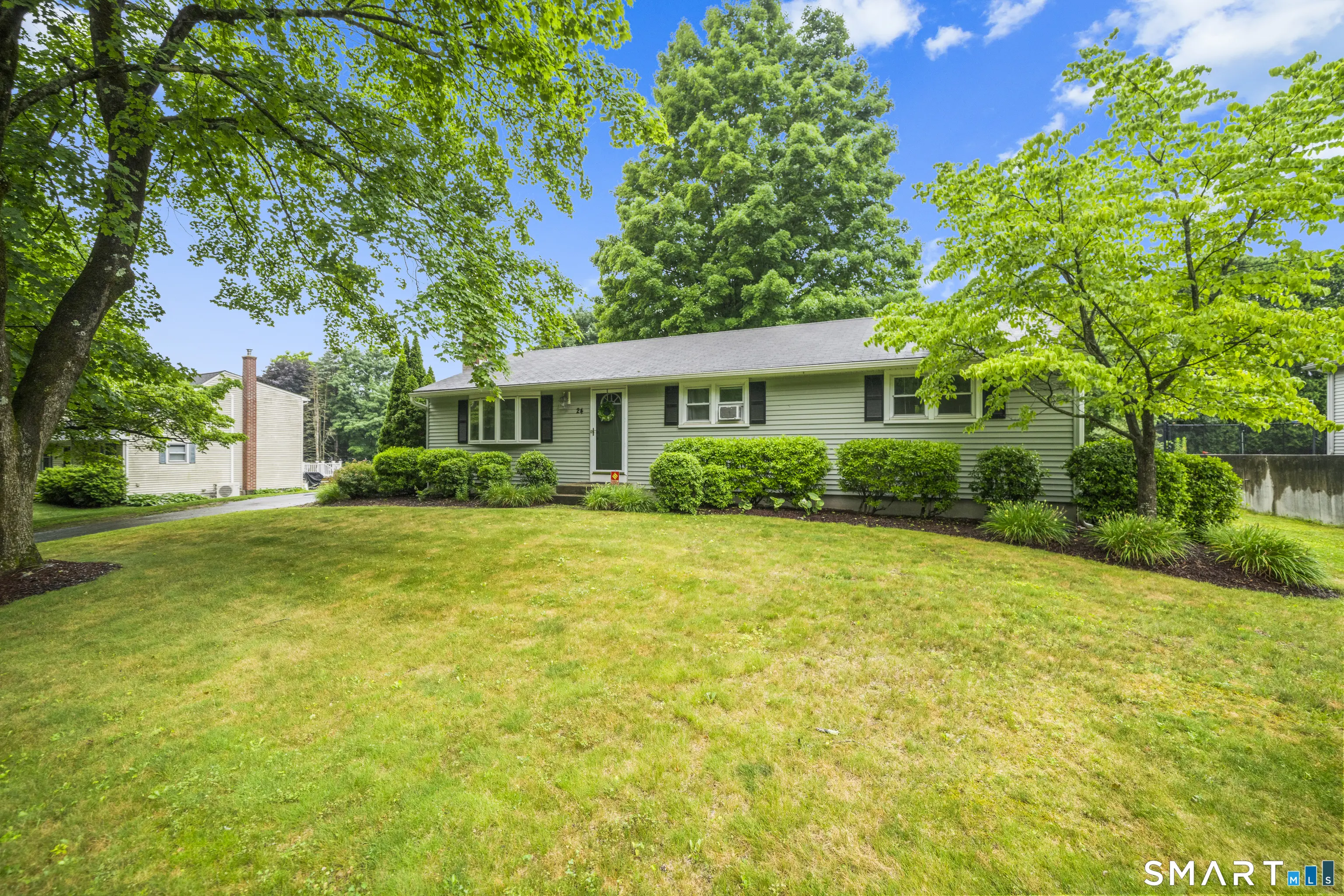 24 Kennedy Drive, Enfield