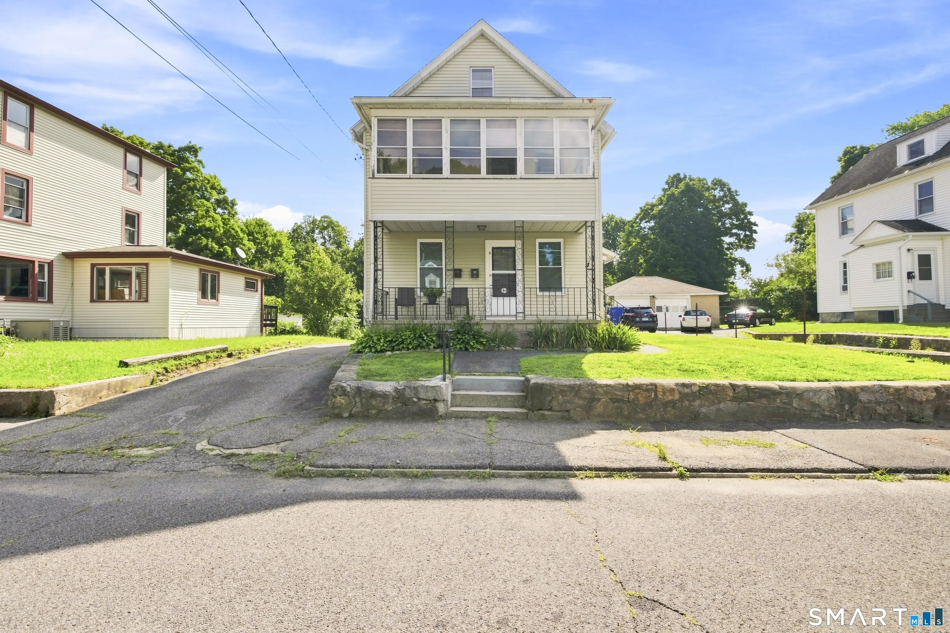 164 Red Mountain Avenue, Torrington