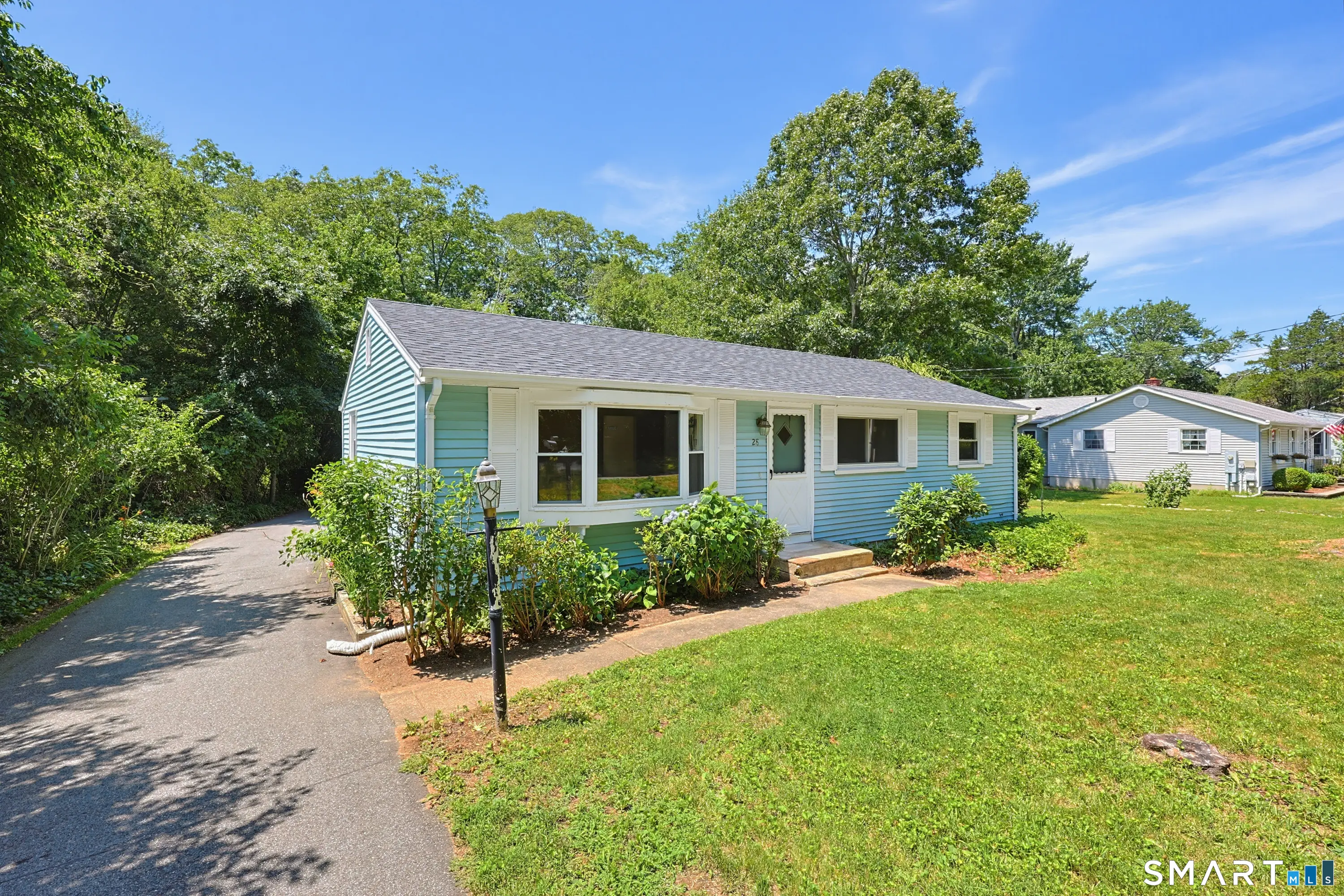 28 N Bride Brook Road, East Lyme