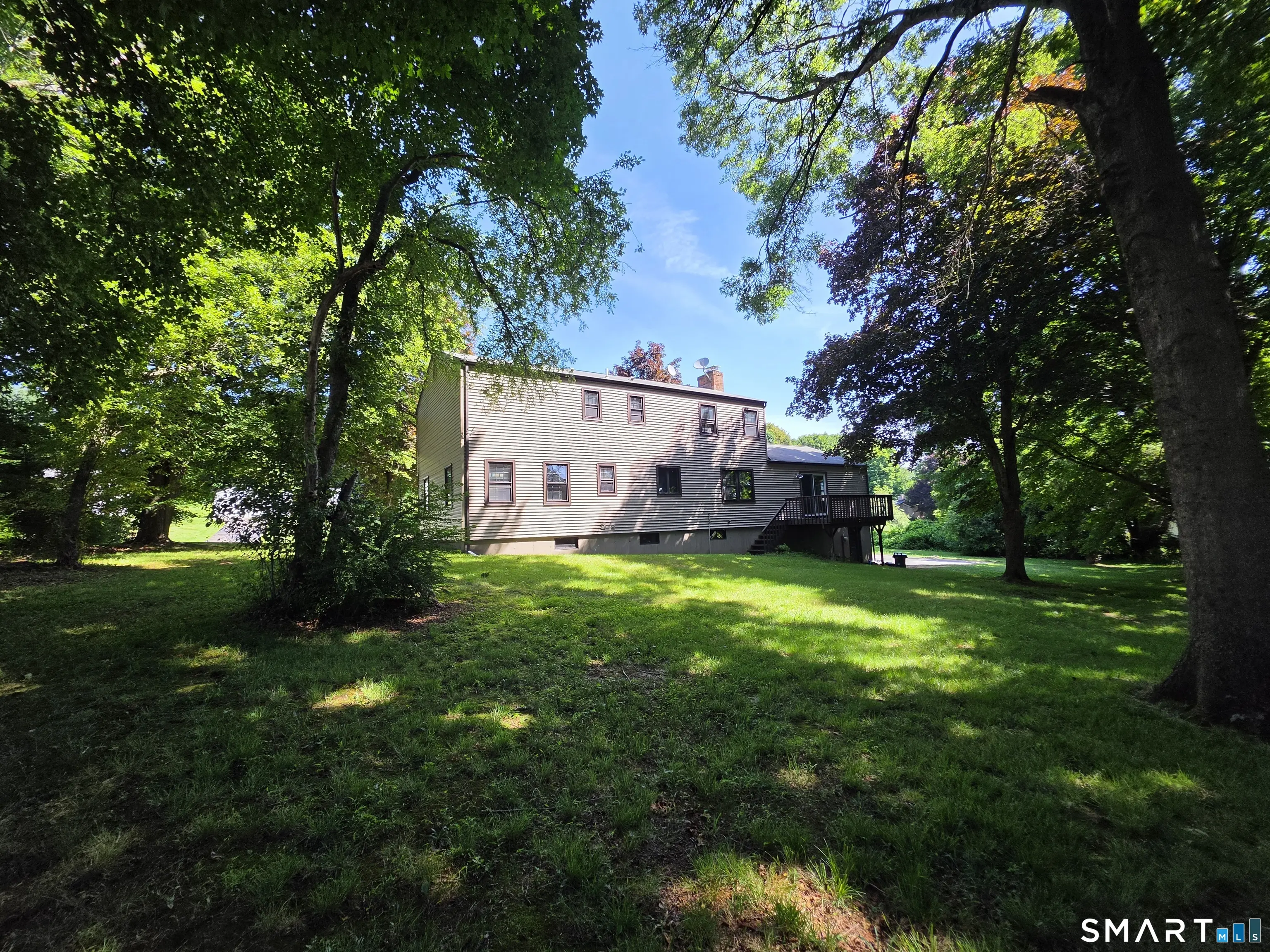 8 Squire Lane, Shelton